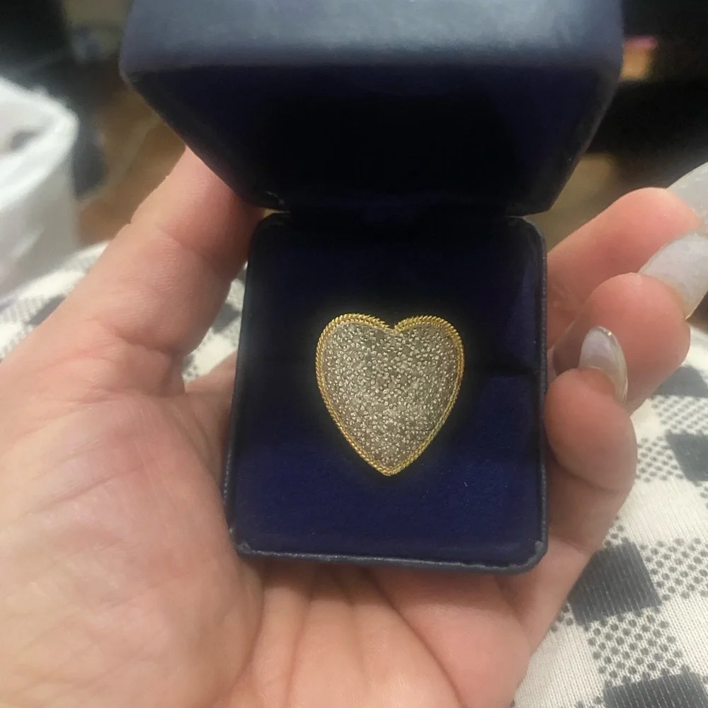14k solid gold diamond heart ring - Picture 4 of 16